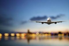 Αυτός είναι ο λόγος για τον οποίο προτείνουν τη ραγδαία αύξηση των αεροπορικών εισιτηρίων