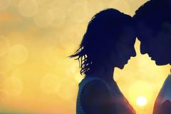 Γαμήλια δεξίωση με τον Αντώνη Ρέμο για «καυτό» ζευγάρι εφοπλιστών