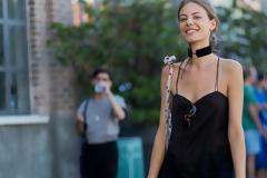 Αντίο μαύρο: Αυτό είναι το χρώμα που κάνει τους άλλους να χαίρονται που σας βλέπουν