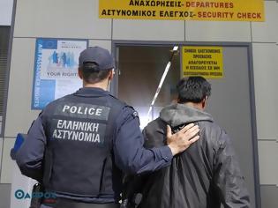 Φωτογραφία για Την τελευταία 5ετία συνελήφθησαν 275 μετανάστες και 30 διακινητές στο Αεροδρόμιο της Καλαμάτας