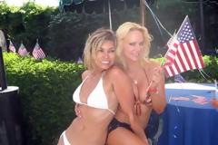 Κουνελάκι του playboy κάνει καυτές αποκαλύψεις για τα «βίτσια» του Τραμπ