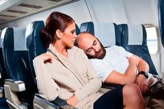 Οι 10 χειρότεροι τύποι επιβατών σε αεροπλάνα (και όχι μόνο) δίπλα στους οποίους αναγκαστήκαμε να ταξιδέψουμε