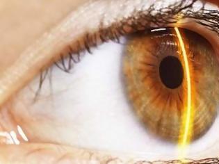 Φωτογραφία για Οι επιστήμονες δημιούργησαν φακούς επαφής που εκτοξεύουν ακτίνες λέιζερ!