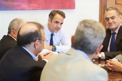 ΔΕΣΜΕΥΣΗ ΜΗΤΣΟΤΑΚΗ ΓΙΑ ΜΕΙΩΜΕΝΟ ΦΠΑ ΣΤΑ ΝΗΣΙΑ ΟΣΟ ΔΙΑΡΚΕΙ Η ΠΡΟΣΦΥΓΙΚΗ ΚΡΙΣΗ