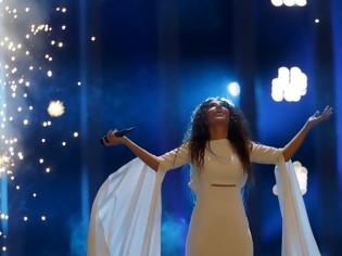 Φωτογραφία για Eurovision 2018: Το λάθος στο βίντεο με την εμφάνιση της Γιάννας Τερζή που κανείς δεν πρόσεξε