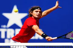 Ήττα και αποκλεισμός του Τσιτσιπά στη Μαδρίτη