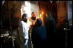 «Εγώ σαν μαρξιστής και υλιστής που ήμουν, όλους τους θρησκευόμενους χριστιανούς τους θεωρούσα κατωτέρας στάθμης και λειψούς στο μυαλό ...»