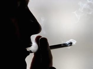 Φωτογραφία για Μεγάλη έρευνα στην Αττική: Περίπου 1.000.000 καπνιστές και... 158.000 ατμιστές