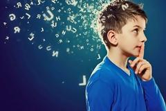 Πώς προσδιορίζεται η κρίσιμη περίοδος για την εκμάθηση μιας γλώσσας