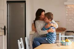 Γιατί όλοι «ενοχλούνται» και με κρίνουν που έχω μόνο ένα παιδί;