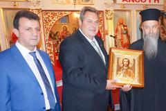 Τιμήθηκε ο ΥΕΘΑ Πάνος Καμμένος για την προσφορά του στον ποντιακό ελληνισμό