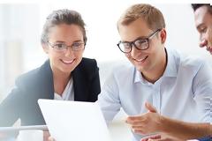 Tο ψηφιακό κανάλι φέρνει αποκλεισμένες ομάδες στο χρηματοπιστωτικό σύστημα