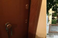 Τα πρώτα λόγια του μητροκτόνου: «Τη σκότωσα γιατί μου έριχνε φάρμακα στο φαγητό και είχε βάλει τη μασονία να υπεισέρχεται στο μυαλό μου για να με ελέγχει.»