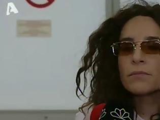 Φωτογραφία για Στην Ελλάδα η Γιάννα Τερζή! Οι πρώτες δηλώσεις της τραγουδίστριας στο αεροδρόμιο
