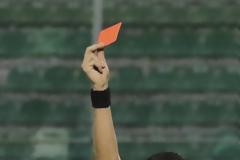 Σοκ! Αυτοκτόνησε Έλληνας διαιτητής [photo]