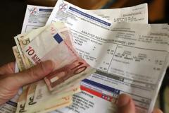 ΔΕΗ: Χαμός με τιςπληρωμές μέσω ΕΛΤΑ – Τι πρέπει να κάνετε για να γλιτώσετε χρήματα και ταλαιπωρία