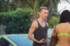 Τον παράτησε μετά από 5 χρόνια για μία Lamborghini, αλλά αυτό που έπαθε δεν το περίμενε [Απίστευτο βίντεο]