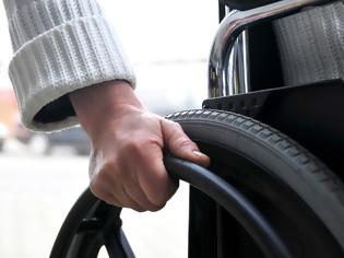 Φωτογραφία για Μόνιμη αναπηρία: Αυξάνονται από 43 σε 140 οι παθήσεις (λίστα+ΦΕΚ)