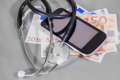 ΕΟΠΥΥ: Οι ληξιπρόθεσμες οφειλές κάτω από τα 400 εκατ. ευρώ στο τέλος Απριλίου