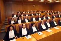 ΣτΕ: Συνταγματικές οι περικοπές του νόμου Κατρούγκαλου
