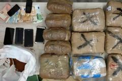 Πάτρα: Δυο προφυλακίσεις για τα 9 κιλά κάνναβης - Τα έκρυψαν στο πάρκινγκ του Νοσοκομείου Ρίου