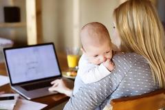 Ποιος ο ρόλος της εργαζόμενης μητέρας στη σύγχρονη αγορά εργασίας