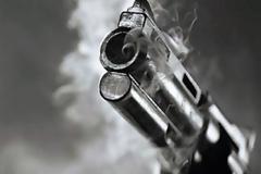 Φθιώτιδα: Πρώην Αστυνομικός Διευθυντής βγήκε στο μπαλκόνι και πυροβολούσε