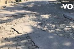 H νεροποντή της Θεσσαλονίκης αποκάλυψε λιθόστρωτα της παλιάς πόλης