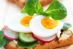 Αυτά τα σνακ θα σε βοηθήσουν να χάσεις κιλά!