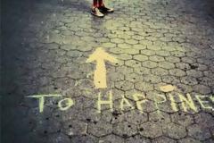 Τι είναι η ευτυχία και πώς μπορούμε να την κατακτήσουμε σύμφωνα με μια καθηγήτρια του πανεπιστημίου του Γέιλ;