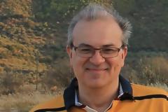 Βασίλης Πάχνης: Ο Έλληνας επιστήμονας που έγινε μέλος της Βασιλικής Εταιρείας Επιστημών της Βρετανίας