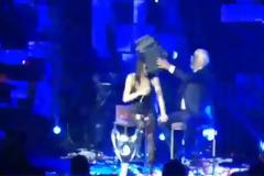 Ο Σαββίδης... «πνίγει» με λουλούδια την Πάολα