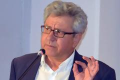 Οργή Ε. Τσάμη για Φάμελλο: Δεν θα επιτρέψω σε κανέναν να υπονοήσει παραπλάνηση για θέματα Δημόσιας Υγείας από τον Ι.Σ.Μ