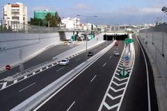 Ένας Αμελής οδηγός και ένας... Επαγγελματίας αστυνομικός στην Αττική Οδό