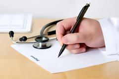 ΕΟΠΥΥ: Τι γίνεται με τις αιτήσεις για τους Οικογενειακούς Γιατρούς