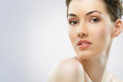 Κι όμως, τα ακριβά καλλυντικά δεν εγγυώνται το ιδανικό αποτέλεσμα!