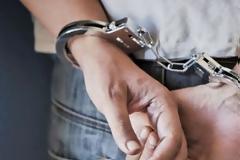 Μεσολόγγι: Αφαίρεσε από κτήμα δύο μεταλλικές πόρτες