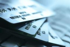 Συνελήφθη 56χρονη για απάτη με προπληρωμένες κάρτες