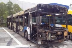 Δέκα λεωφορεία κάθε μήνα σπάνε οι μπαχαλάκηδες στην Αθήνα (Πίνακες)