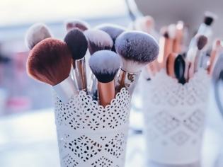 Φωτογραφία για Πώς να βάλεις το foundation σου σαν make up expert