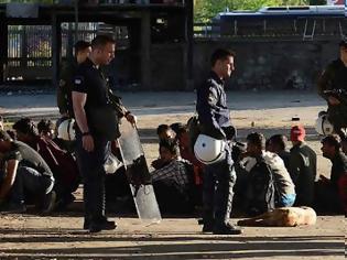 Φωτογραφία για Οι συνδικαλιστές αστυνομικοί της Πάτρας «δικαιωμένοι» μετά την επιχείρηση εκκένωσης χώρων μεταναστών