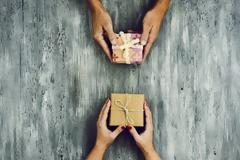 Γενναιοδωρία: Πηγή ευτυχίας για εμάς και τους γύρω μας