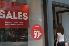 ΕΣΕΕ: ΥΠΟΤΟΝΙΚΗ Η ΚΙΝΗΣΗ ΣΤΙΣ ΕΝΔΙΑΜΕΣΕΣ ΕΑΡΙΝΕΣ ΕΚΠΤΩΣΕΙΣ