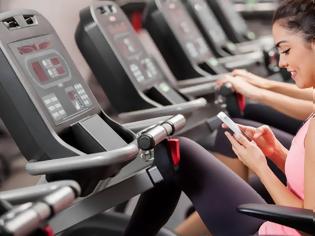 Φωτογραφία για Γιατί πρέπει να κλείνετε το κινητό κατά τη διάρκεια της γυμναστικής;