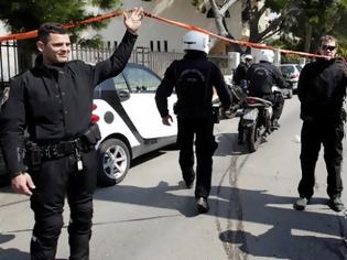 Φωτογραφία για Συλλήψεις διαρρηκτών στην Αργυρούπολη από την ομάδα ΔΙΑΣ