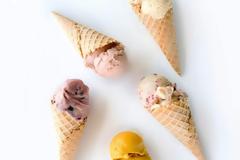 Φτιάξε σπιτικό παγωτό με λίγες θερμίδες και ένα μόνο βασικό υλικό!