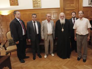 Φωτογραφία για Συνάντηση μελών της ΠΕΘ με τον Αρχιεπίσκοπο Ιερώνυμο