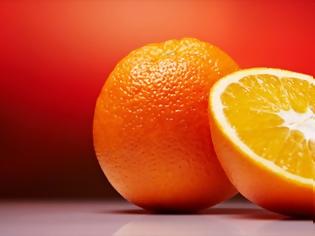 Φωτογραφία για Δείτε τι θα συμβεί αν βάλετε ένα κομμένο πορτοκάλι στο ψυγείο
