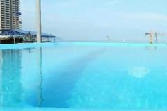 Της «πούλησαν» χλιδάτη πισίνα με θέα μέσω Booking, αλλά η πραγματικότητα ήταν σκέτη απογοήτευση