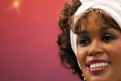 Αποκαλύψεις για τη Whitney Houston: Την κακοποιούσε σεξουαλικά όταν ήταν 7 ετών η εξαδέλφη της!